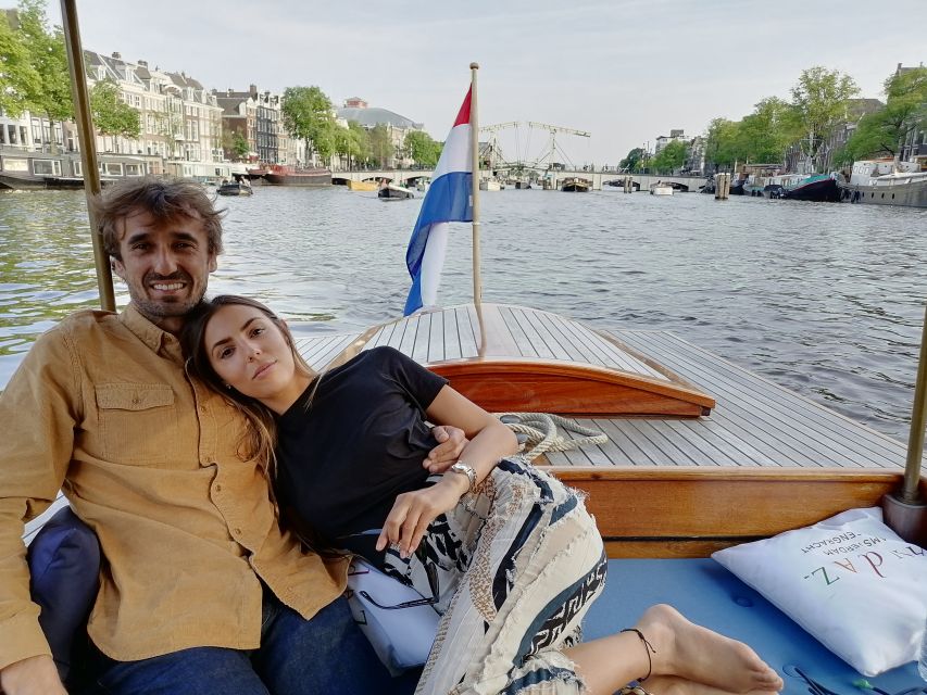 Amsterdam Cruise Discovery Tour - Getting aboard by the Andaz Hotel: your cruise’s simple start