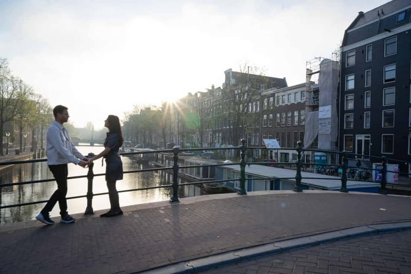 Amsterdam: Customizable Photography Tour with 9-10 Photos - Key moments that make this shoot different