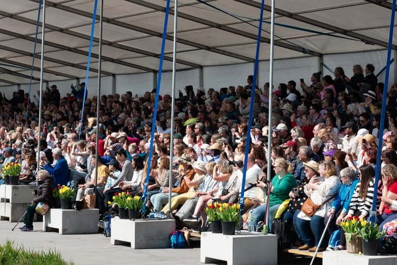 Amsterdam: Day Trip to Flower Parade & Keukenhof on April 18 - Practical logistics: comfort and common-sense planning
