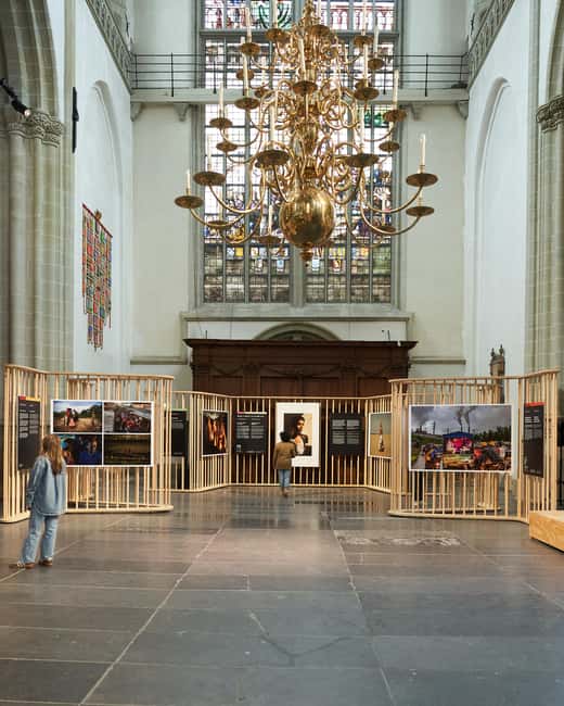 Amsterdam: De Nieuwe Kerk Entry Ticket - Dam Square first steps: getting oriented fast
