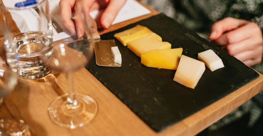 Amsterdam: Dutch Cheese Tasting Experience with Wine - Key Takeaways Before You Go