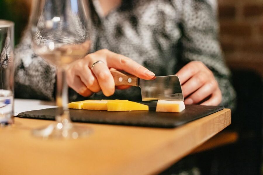 Amsterdam: Dutch Cheese Tasting Experience with Wine - Should You Book This Old Amsterdam Cheese and Wine Tasting?