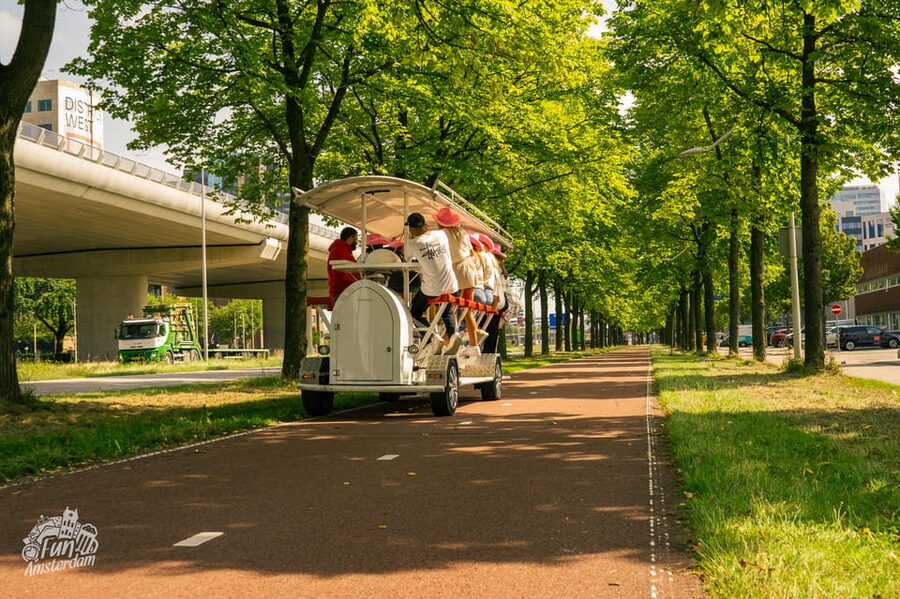 Amsterdam: Dutch Prosecco Party Bike - Price and value: does $37 per person make sense?
