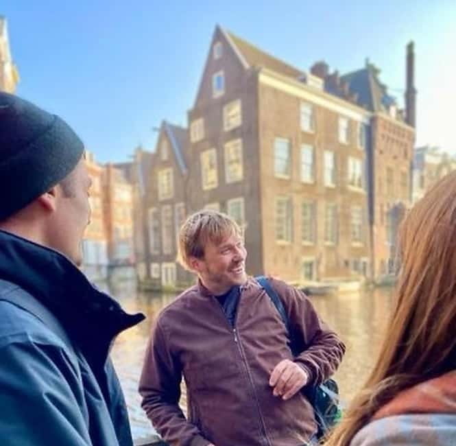 Amsterdam Essentials: From Swamps to Riches - Begijnhof Courtyard: The Calm Pocket You’ll Remember