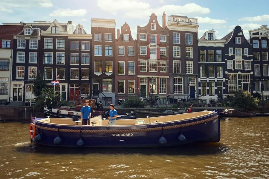 Amsterdam: Evening Candle Light Cruise With Wine & Cheese - Who this candlelight cruise suits best (and who should pick a different plan)