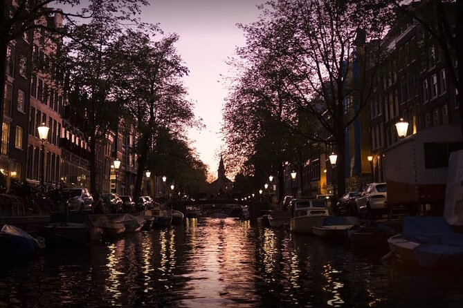 Amsterdam Evening Cruise in Small Group - From the Amstel River to UNESCO canals, this evening route makes sense