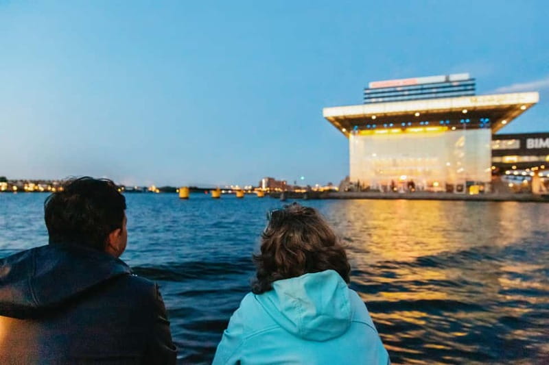 Amsterdam: Evening Cruise with Optional Wine and Snacks - How the Cruise Works: Headphones, Audio, and the Best Way to Watch