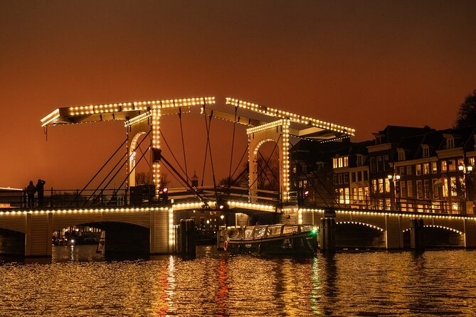 Amsterdam Evening (Sunset) Canal Cruise with optional drinks - Why a one-hour Amsterdam evening cruise works so well