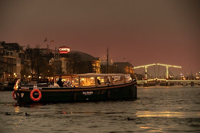 Amsterdam Evening (Sunset) Canal Cruise with optional drinks - Checking in at Stationsplein 18 and finding the boat quickly