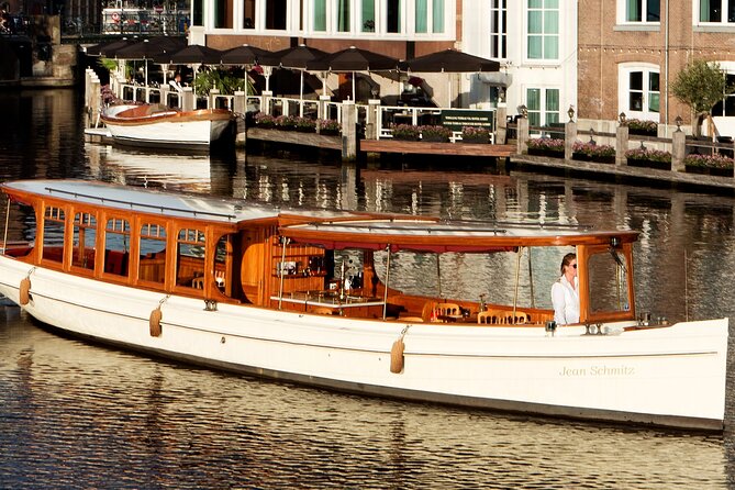 Amsterdam: Exclusive Dinner Canal Cruise - Dancing Houses Near the Amstel: Why They Look Like They’re Moving