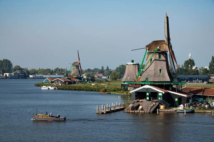 Amsterdam: Experience Zaanse Schans Windmills & Cheese Farm - Quick hits before you go