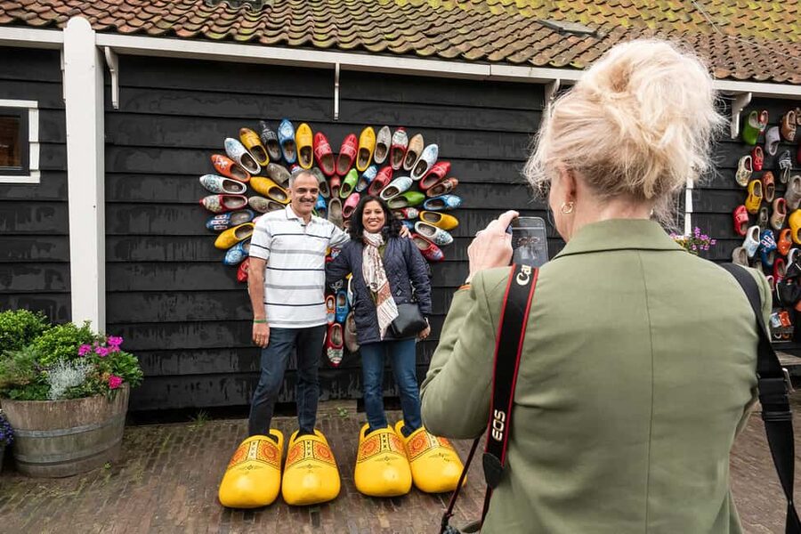 Amsterdam: Experience Zaanse Schans Windmills & Cheese Farm - Pancakes at De Kraai: a discount, not a required stop
