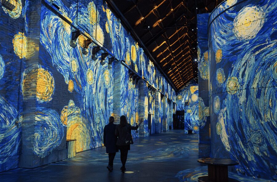 Amsterdam: Fabrique des Lumières Dutch Masters Ticket - Why Fabrique des Lumières feels different than a museum