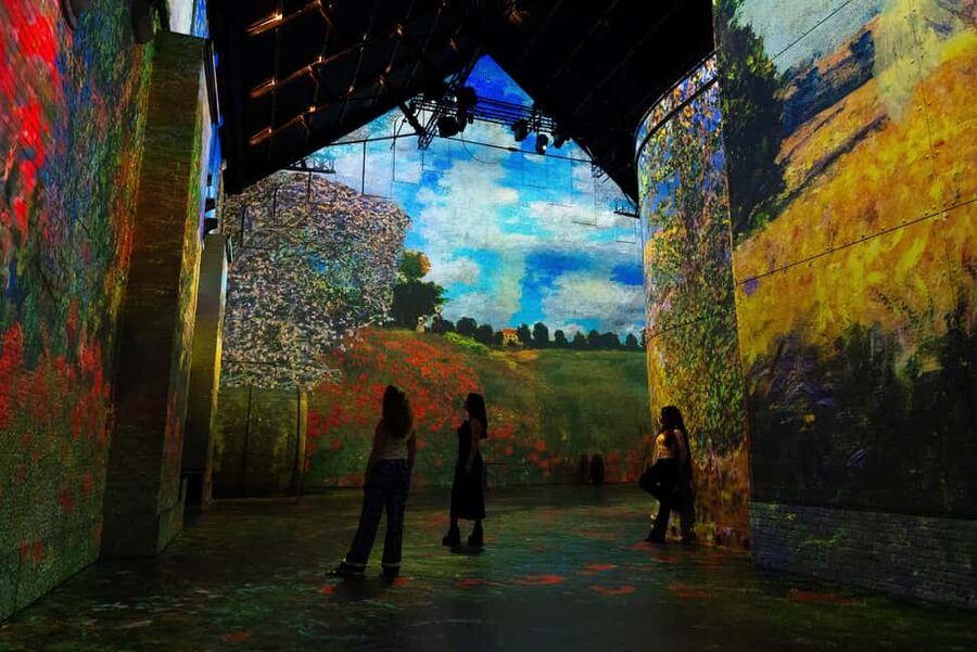 Amsterdam: Fabrique des Lumières Monet Entry Ticket - Timed Entry in Practice: How to Spend Your 1-Day Ticket