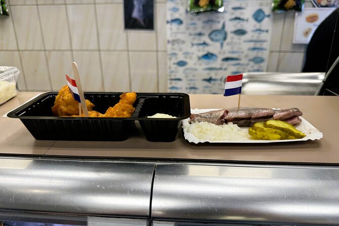 Amsterdam Food Tasting Tour of Hidden Gems (Small Groups) - Stop 4: Surinamese bara with curry chicken at Prinsenstraat 19