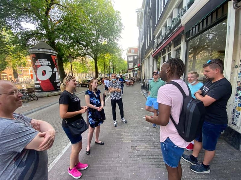 Amsterdam: Ganja Walking Tour - Meet-up points and timing: plan your first-day slot