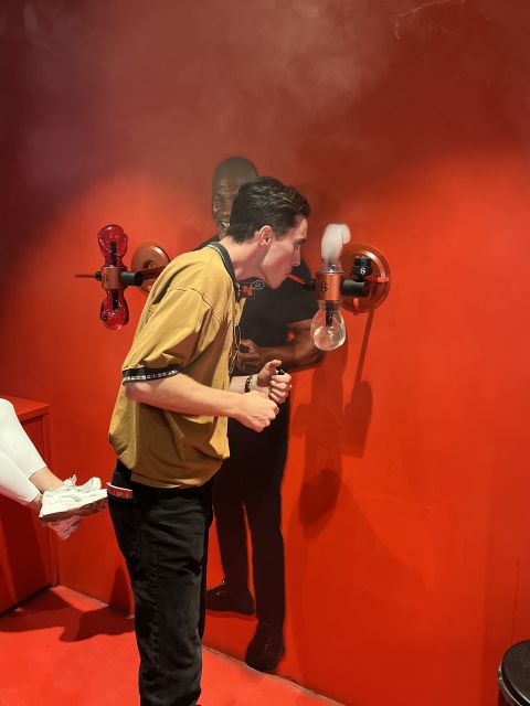 Amsterdam: Ganja Walking Tour - Begijnhof: where the story slows down