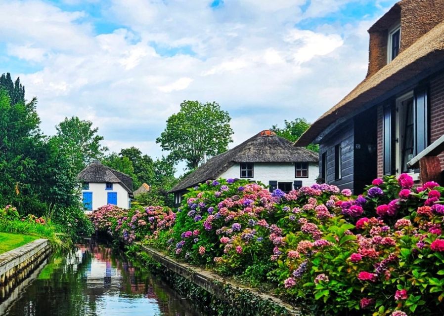 Amsterdam: Giethoorn, Zaandam & Zaanse Schans Tour w/ Pickup - Giethoorn Free Time + Guided Time: Walk First, Then Float