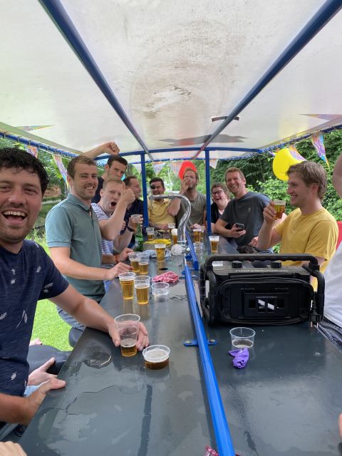 Amsterdam: Guided Beer Bike or Prosecco Bike Tour - Guide, games, and the mood: why the experience can swing