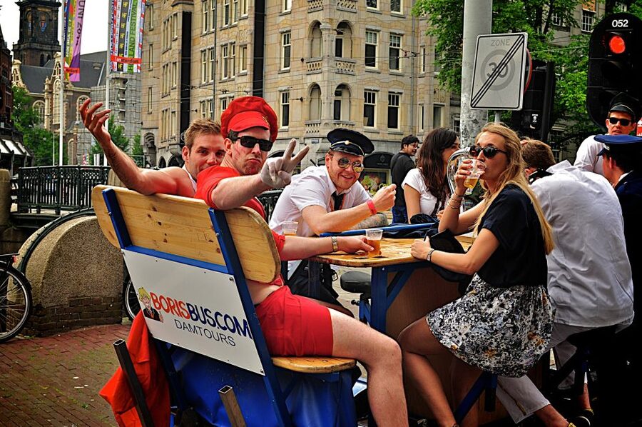 Amsterdam: Guided Beer Bike or Prosecco Bike Tour - Price and value: is $41 per person a good deal?