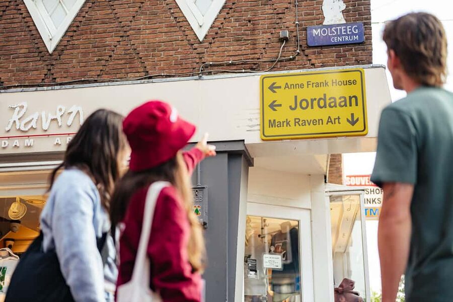 Amsterdam: Guided Cultural Food Tour in English or German - Dam Square to canal houses: why this tour makes sense in Amsterdam