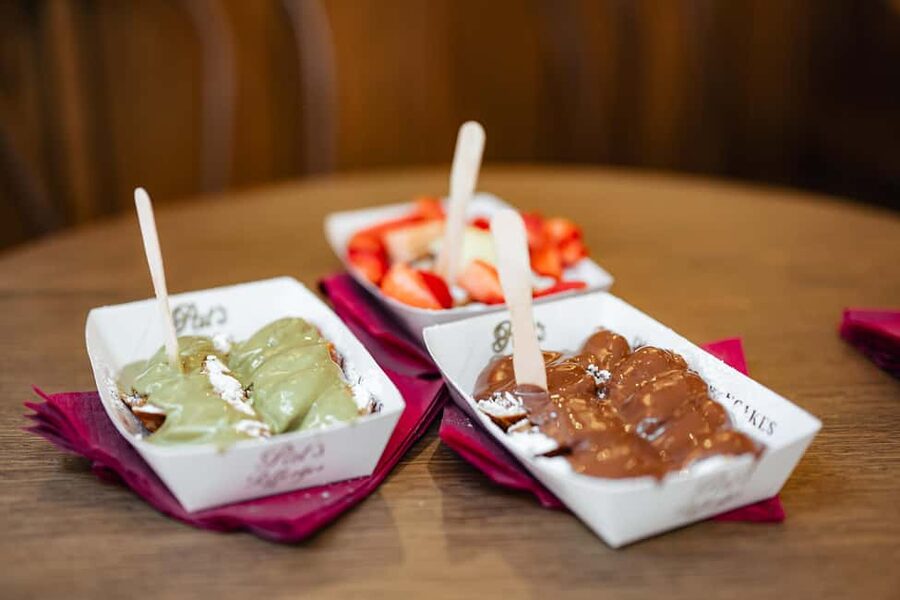 Amsterdam: Guided Cultural Food Tour in English or German - Itinerary in order: what each stop adds (and what to watch for)