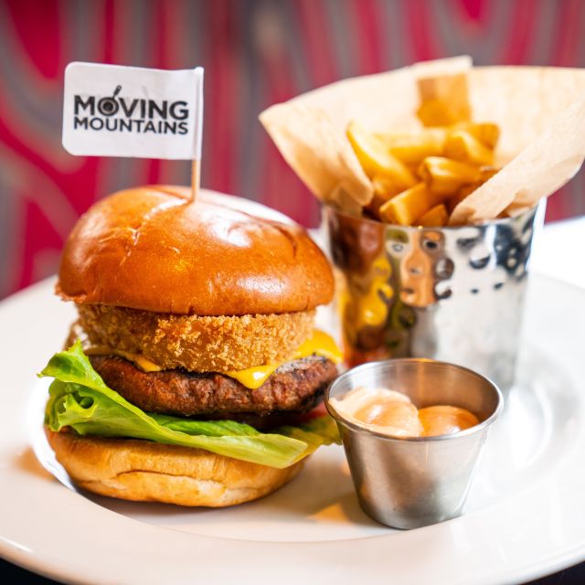 Amsterdam: Hard Rock Cafe Experience - Choosing between Gold and Diamond: what each menu really gives you
