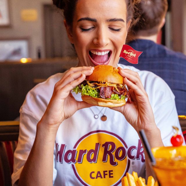 Amsterdam: Hard Rock Cafe Experience - The Rock Shop: spend where it’s fun, not where it’s awkward