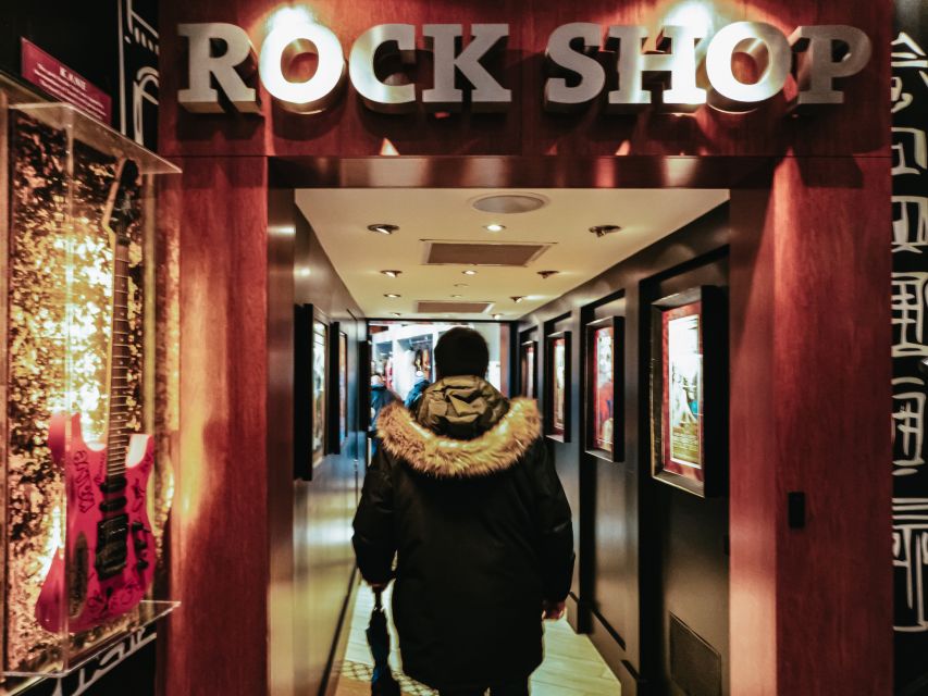 Amsterdam: Hard Rock Cafe Experience - Priority seating is the real time-saver here