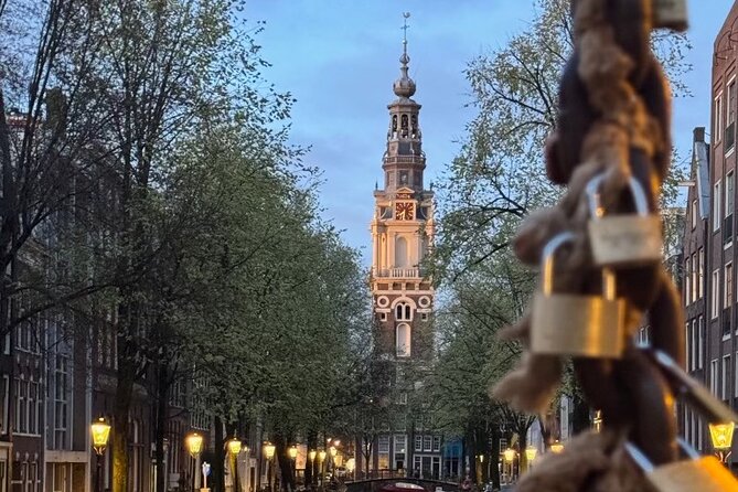 Amsterdam: Haunted History and Ghost Walking Tour - Begijnhof courtyard: a calm place with a condemned twist