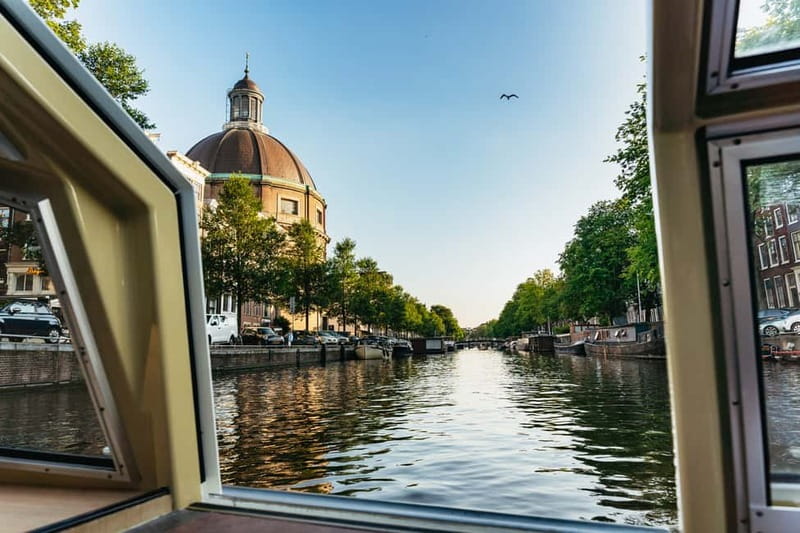 Amsterdam: Heated Canal Cruise Including Audioguide - UNESCO canal belt route: sights you’ll see along the way
