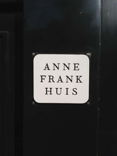 Amsterdam: Hidden Gems and Highlights in DE/EN/IT - Jordan District Courtyards: The Real Reason to Book