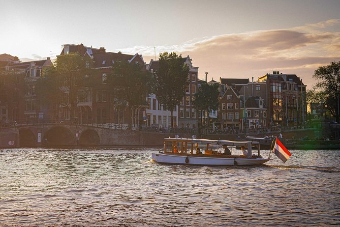 Amsterdam Highlights Canal Cruise with a Drink - UNESCO-protected canal area: why the label changes how you look