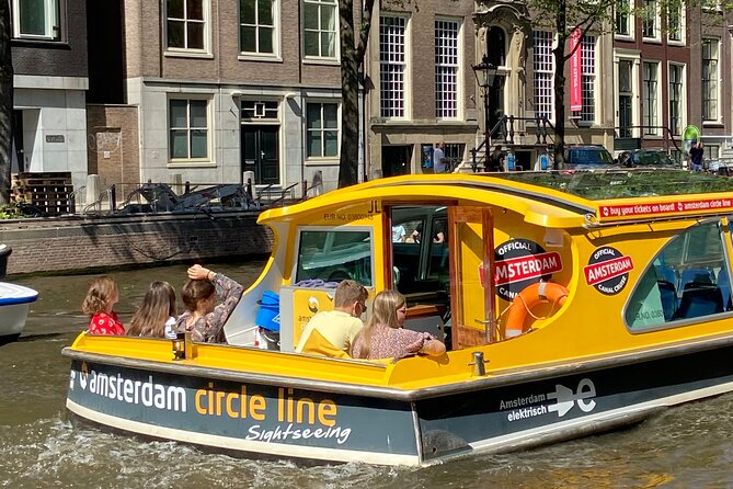 Amsterdam: Historic City Sightseeing Canal Cruise - Leidsegracht, De Beulingsloot, and the tiny canal texture