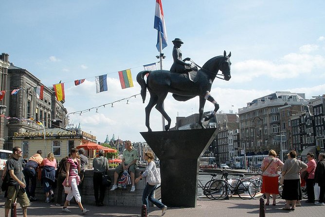 Amsterdam: History, Culture & Highlights tour - The 14th-century Beguine courtyard: a quiet pocket of old Amsterdam
