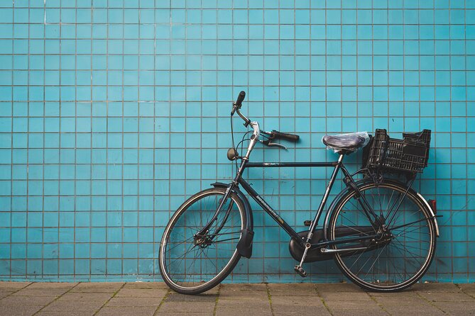 Amsterdam History Walking Tour - Spui: Where Freedoms Take Shape in the Story