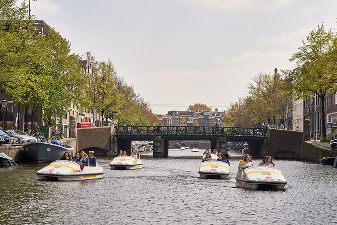 Amsterdam Independent Sightseeing by Pedal Boat - Your one-hour plan: pedaling between classic canal views