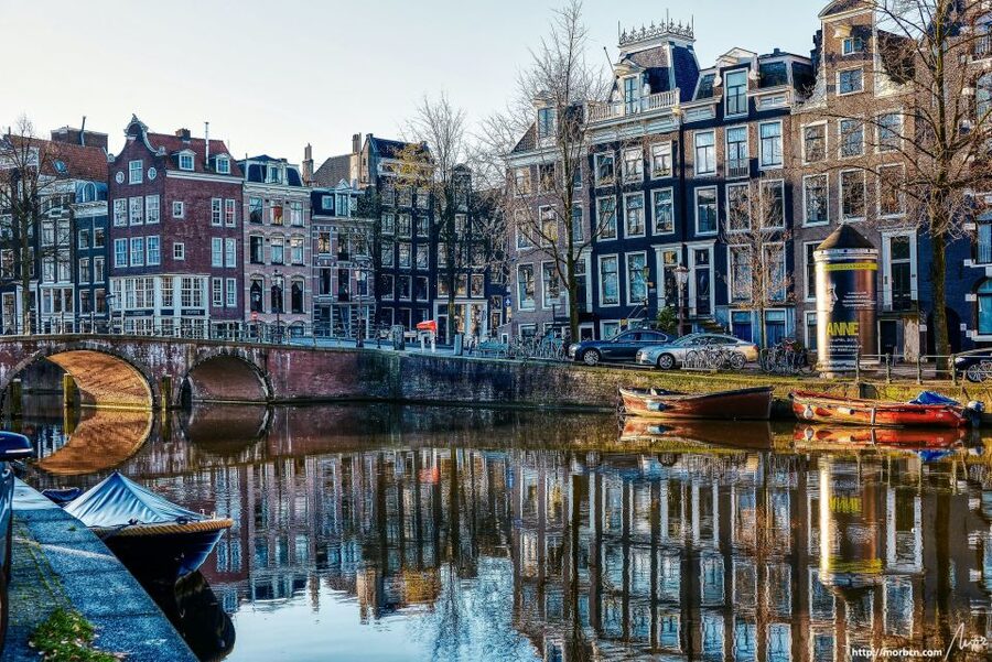 Amsterdam Jewish Quarter walking tour - Westerkerk and the bells in Anne Frank’s diary