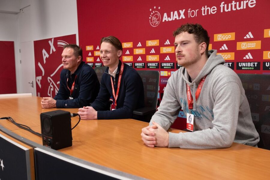 Amsterdam: Johan Cruijff ArenA Tour with Optional Guide - Photo Stops and High Stands: Getting the Best Angles Without Stress