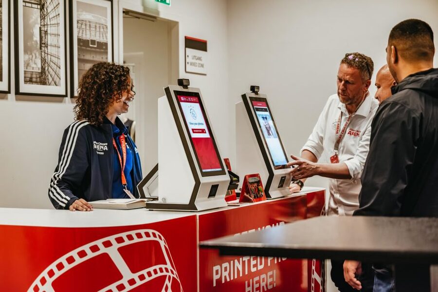 Amsterdam: Johan Cruijff Arena VIP Tour - Starting at Main Entrance E: Getting to Johan Cruijff ArenA Fast