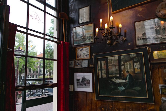 Amsterdam Jordaan Food & Drinks Tour with Eating Europe - Apple pie at Papeneiland: dessert first, tradition always