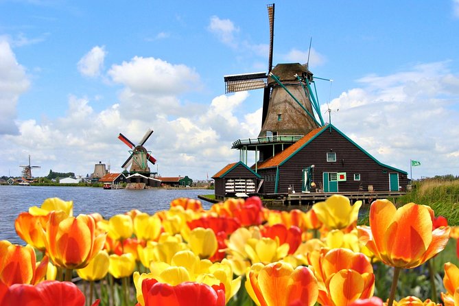 Amsterdam: Keukenhof and Zaanse Schans Windmills Guided Day Trip - Optional Amsterdam canal cruise: get your city payoff without extra planning