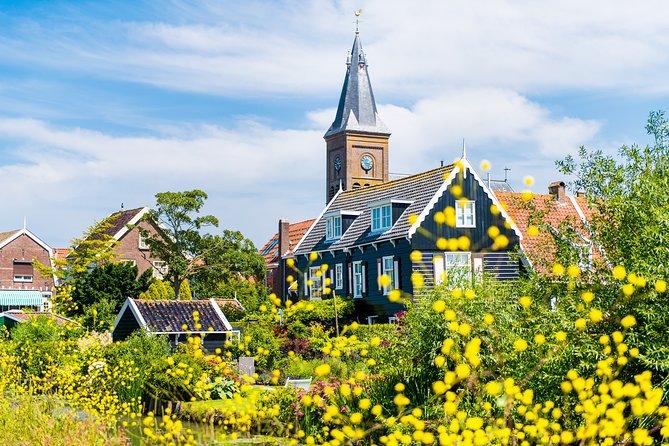Amsterdam: Keukenhof, Zaanse Schans & Volendam Tour - Keukenhof Gardens: Fast-Track Entry and a Self-Guided Flower Plan