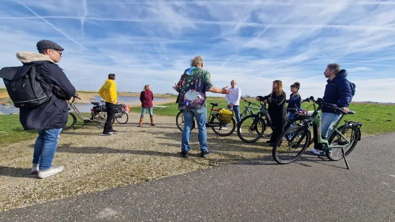 Amsterdam: Leisurely Windmill & Countryside Bike Ride - Waterland by Bike: Dikes, Canals, and the Polder Way of Life