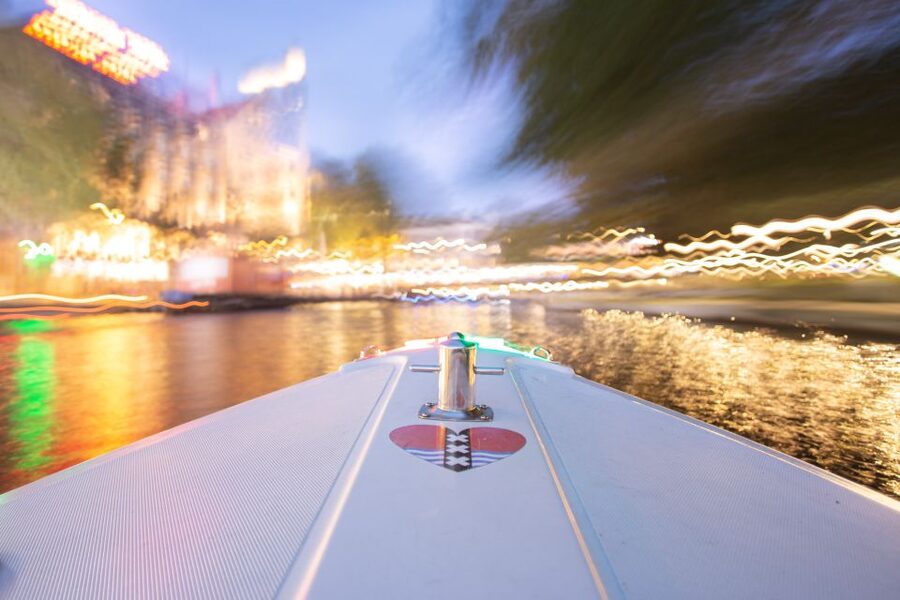 Amsterdam Light Festival Boat Cruise - Comfort Details That Actually Matter (Even If You Don’t Think About Them Now)