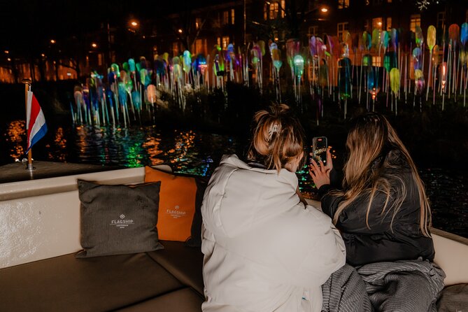 Amsterdam Light Festival: Canal Cruise + Bite & Unlimited Drinks - What You’ll See: How the Lights and Artists Get Explained