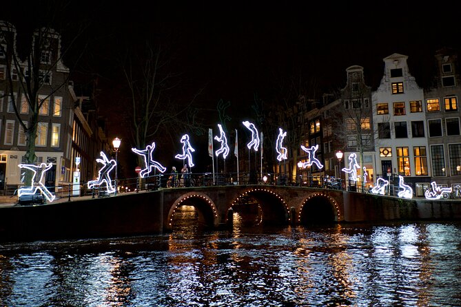 Amsterdam Light Festival Canal Cruise + Unlimited Drinks Option - New Year’s Eve reality check: the 5pm cutoff issue