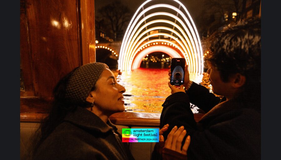 Amsterdam: Light Festival Heated Cruise w/ Drinks & Snacks - Meeting at Prins Hendrikkade 33A and What to Bring