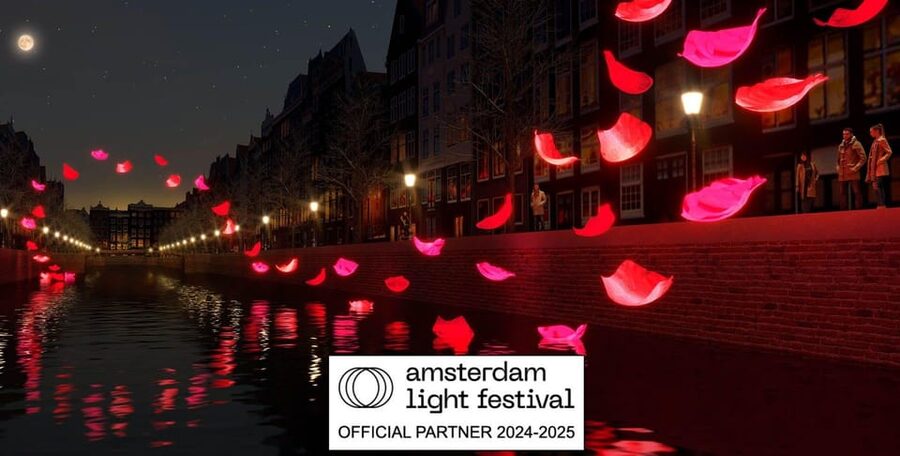 Amsterdam Light Festival Live Commentary & Optional Drinks - Getting on at Badhuisweg 4: A Dock You’ll Find Fast