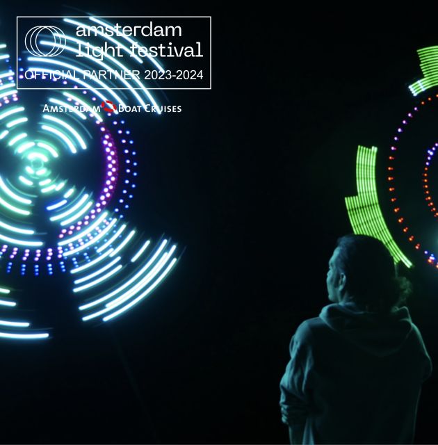 Amsterdam Light Festival Live Commentary & Optional Drinks - Photo Tips That Keep You From Missing the Moment